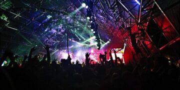 スターの代償と芸能界